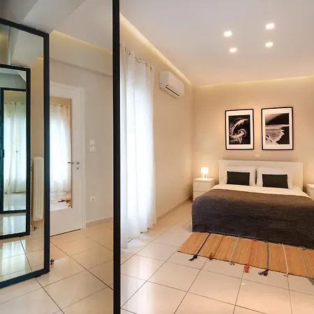 Modern Faliro Flat